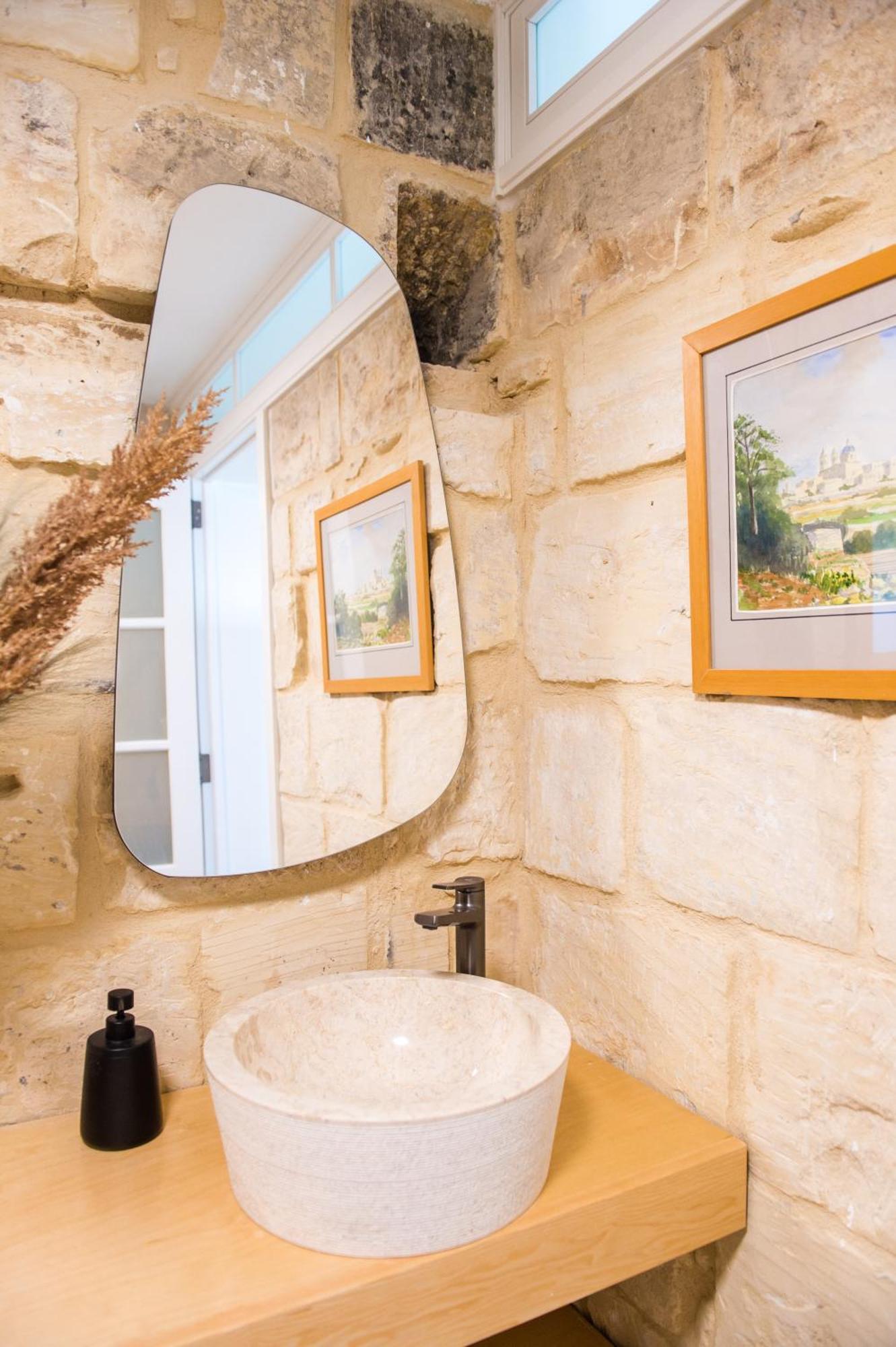 San Anton Suites Attard Eksteriør billede